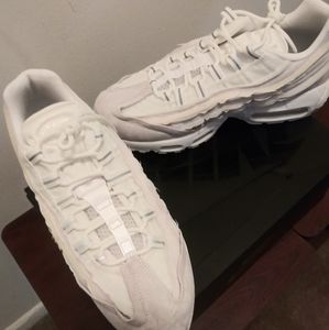 NIKE x COMME DES GARCONS AIR MAX 95 CDG